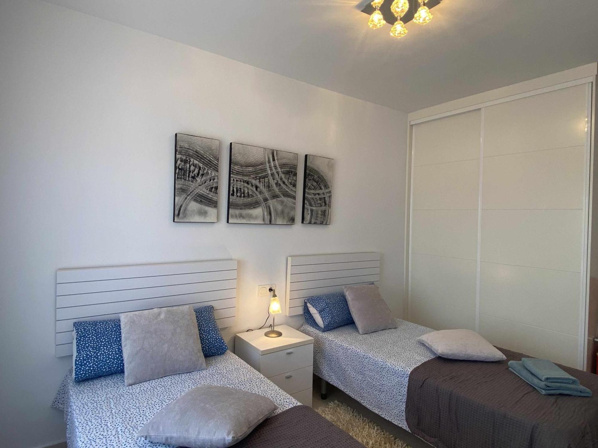 Acogedor Apartamento Cerca De La Playa Los Alcázares Exterior foto